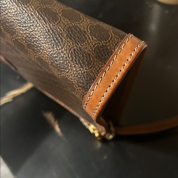 Celine Brown and Tan Crossbody Bag set with Chain and matching wallet - Picture 11 of 16